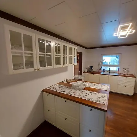 Casa de Férias Ferienhaus Am Bornfeld Leimen (Palatinate)